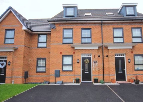 4 Bedroom Terraced